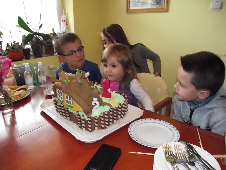 http://kepmester.silihost.hu/images/1641/8365/00002218.JPG