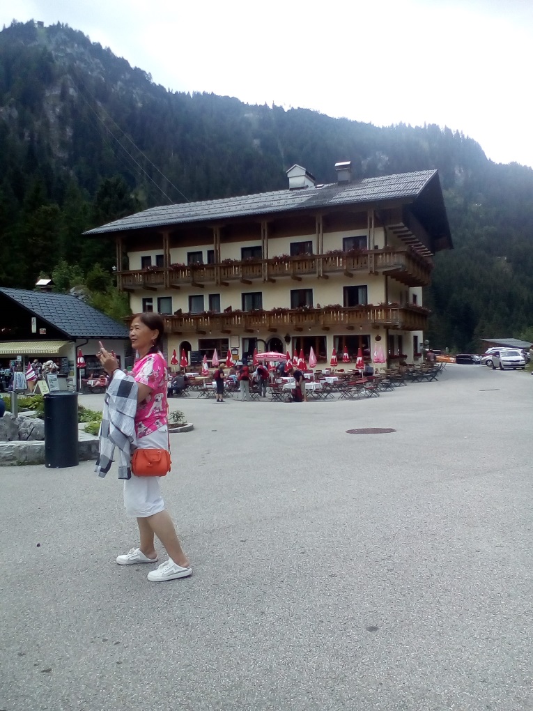http://kepmester.silihost.hu/images/1641/8365/00002580.jpg