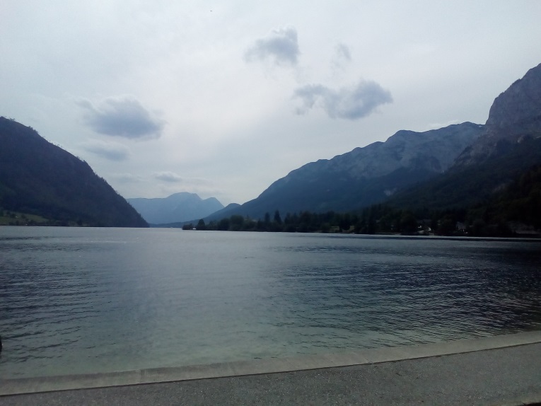 http://kepmester.silihost.hu/images/1641/8365/00002582.jpg