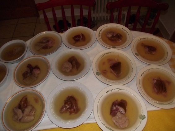 http://kepmester.silihost.hu/images/1641/8365/00002654.JPG