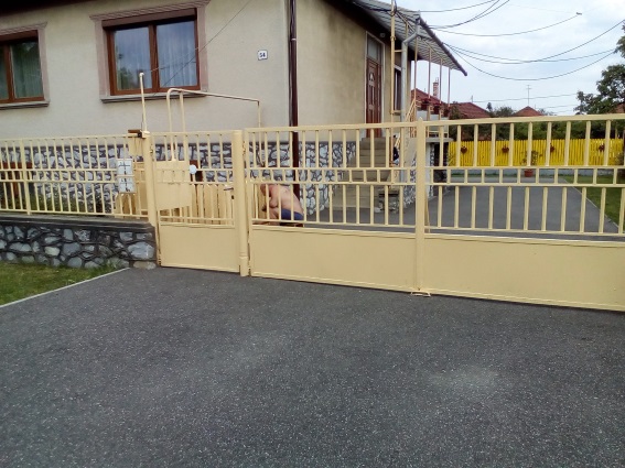 http://kepmester.silihost.hu/images/1641/8365/00002805.jpg