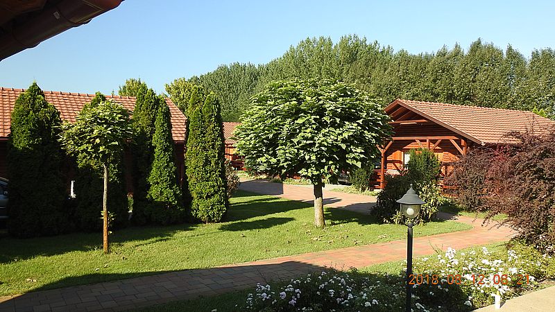 http://kepmester.silihost.hu/images/279/10952/00000013.jpg