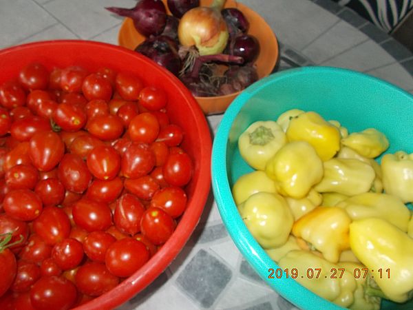 http://kepmester.silihost.hu/images/279/11070/00000048.jpg