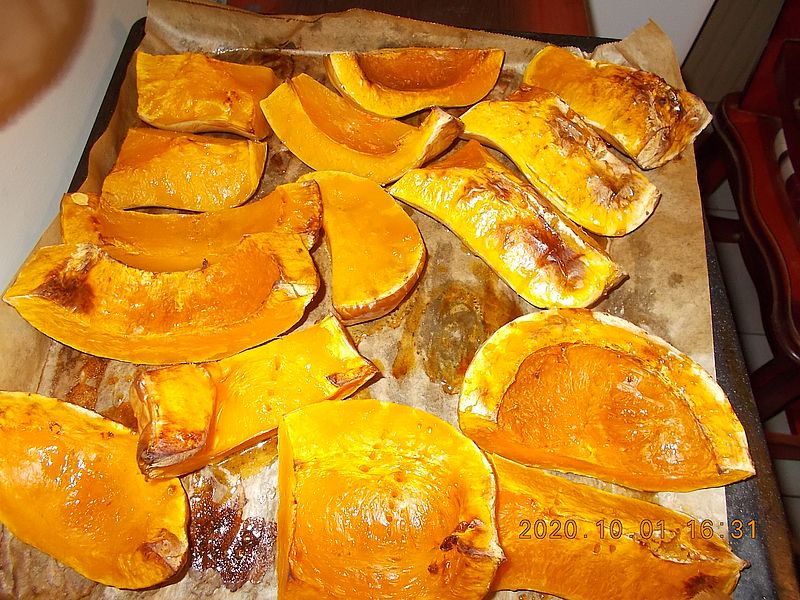 http://kepmester.silihost.hu/images/279/11070/00000325.jpg