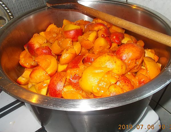 http://kepmester.silihost.hu/images/279/8626/00000076.jpg