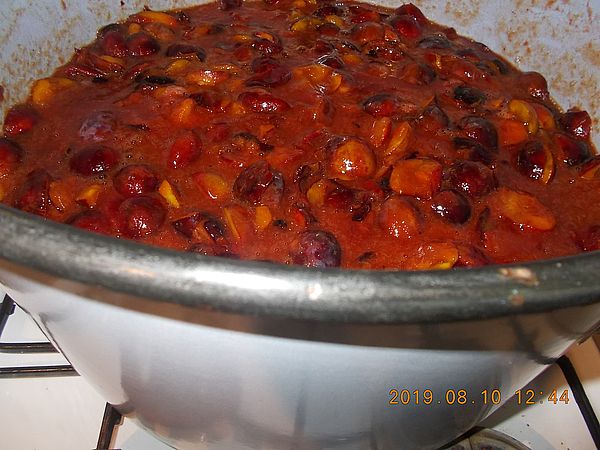http://kepmester.silihost.hu/images/279/8626/00000087.jpg