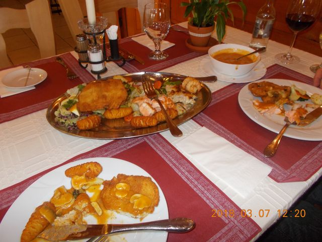 http://kepmester.silihost.hu/images/279/8871/00000006.jpg